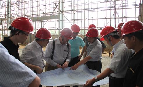 公司召開80兆瓦碲化鎘薄膜太陽(yáng)能電池生產(chǎn)線項(xiàng)目現(xiàn)場(chǎng)工作會(huì)